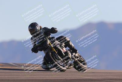 media/Nov-06-2023-Moto Forza (Mon) [[ce023d0744]]/3-Intermediate Group/Session 5 (Turn 9)/